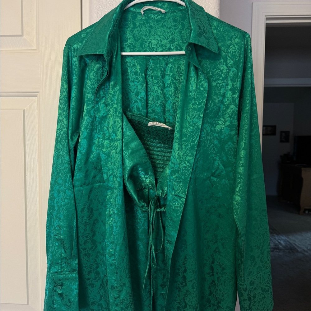 12th Tribe Emerald Floral Satin two-piece set